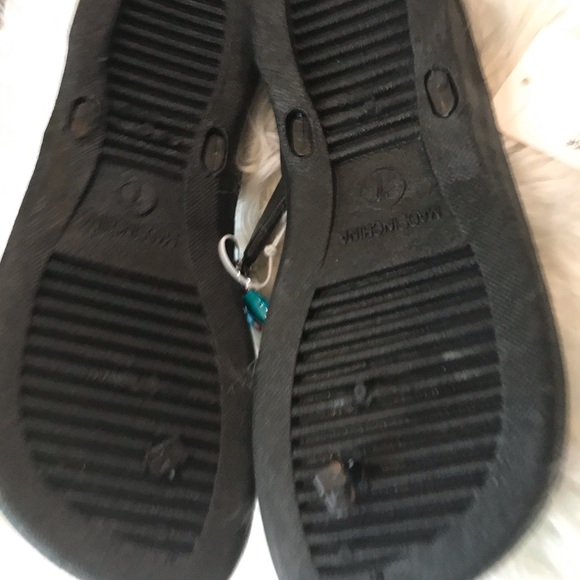 Shoes - Picture 5 of 6